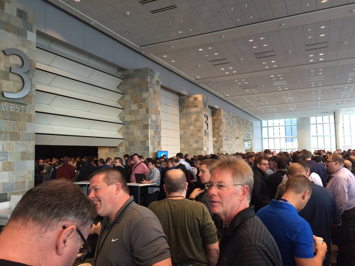 GraceKnoxy's tweet photo. The excitement building... #Build2016 #Microsoft #BoozAllenHamilton #SIG https://t.co/Ee3rKmAbBH