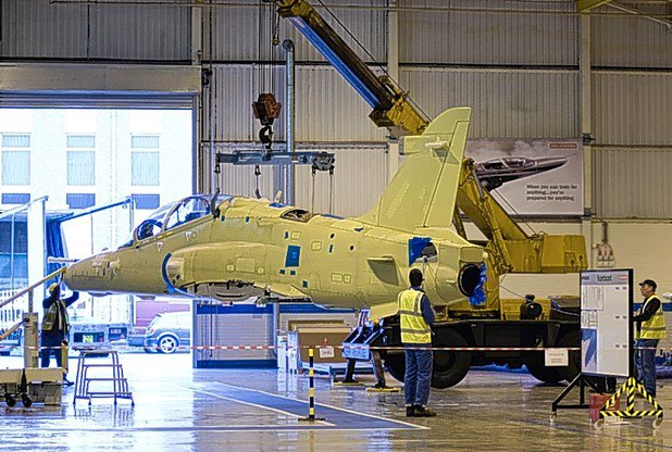hulllive's tweet photo. BAE Brough secures 50 jobs as part of £300m MoD Hawk trainer contract: https://t.co/QpoKfptbz3 https://t.co/YvLtTYFLaQ