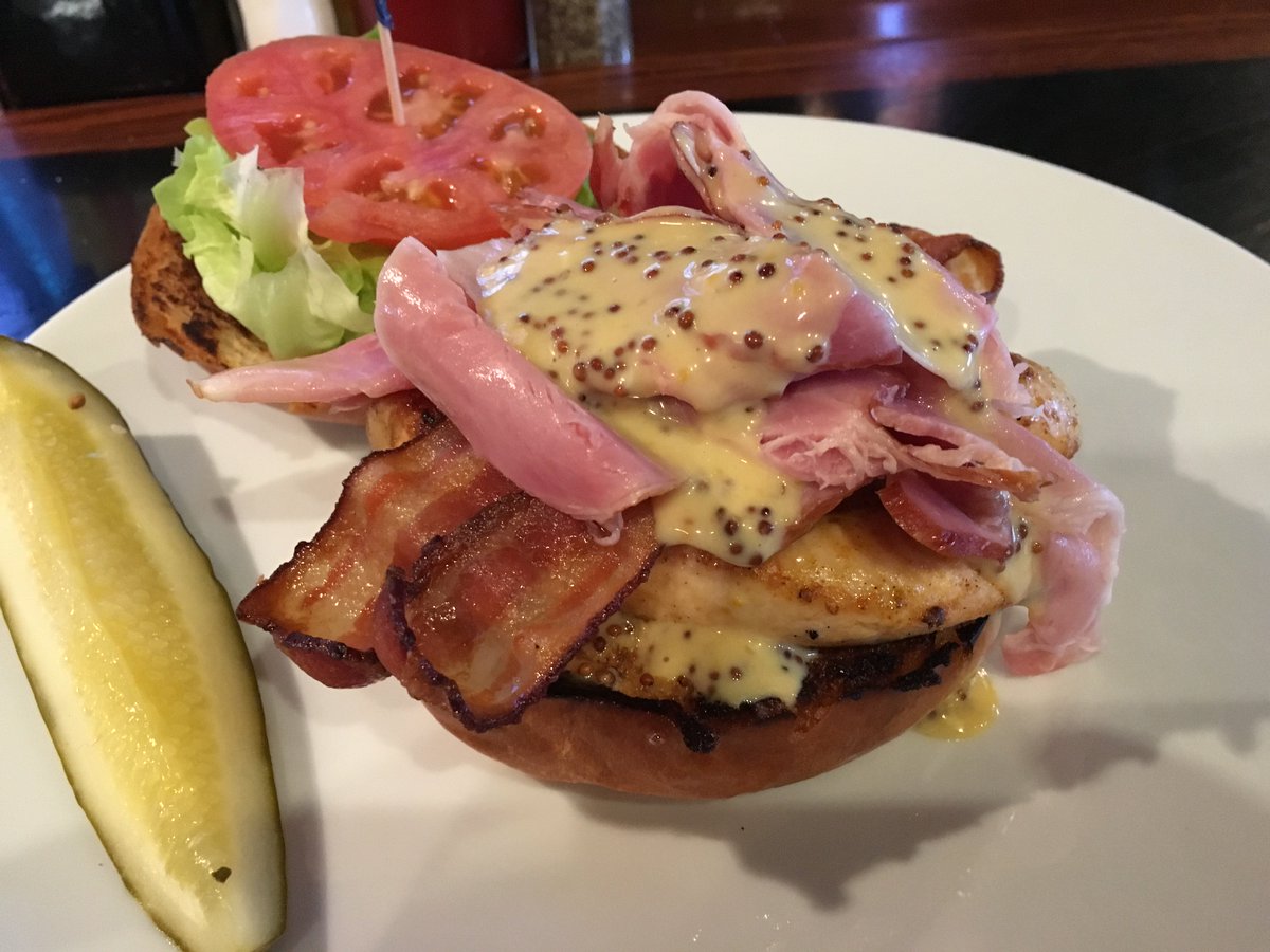 Barnyard Chicken Sandwich = Awesome!!!  One of today's fantastic lunch specials!