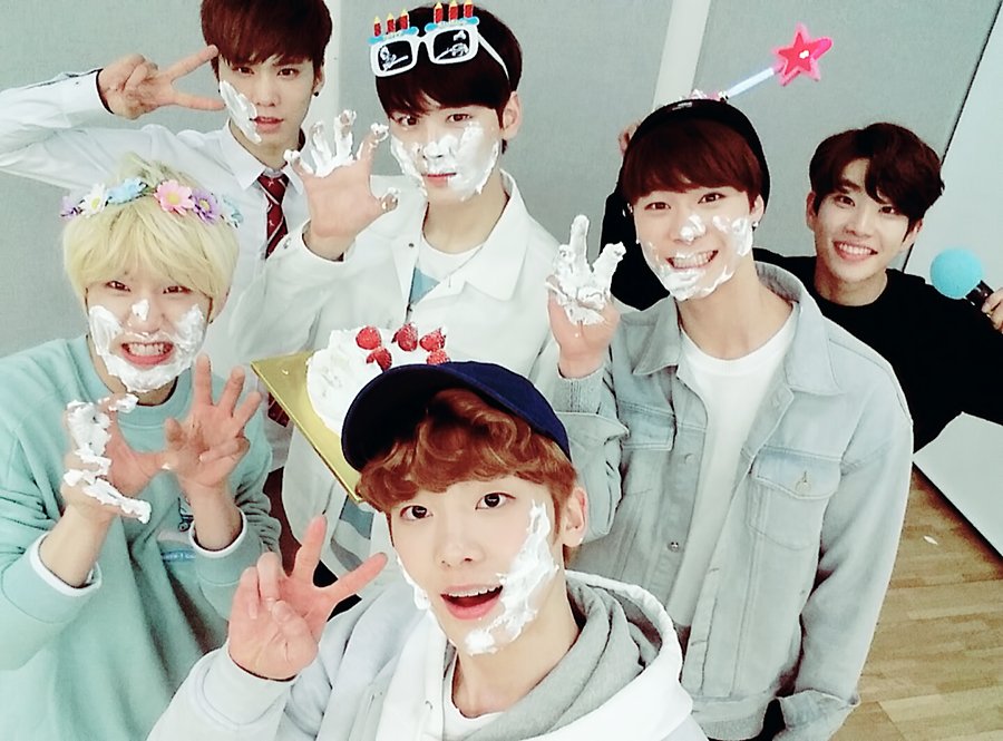 ASTRO 아스트로 tweet media