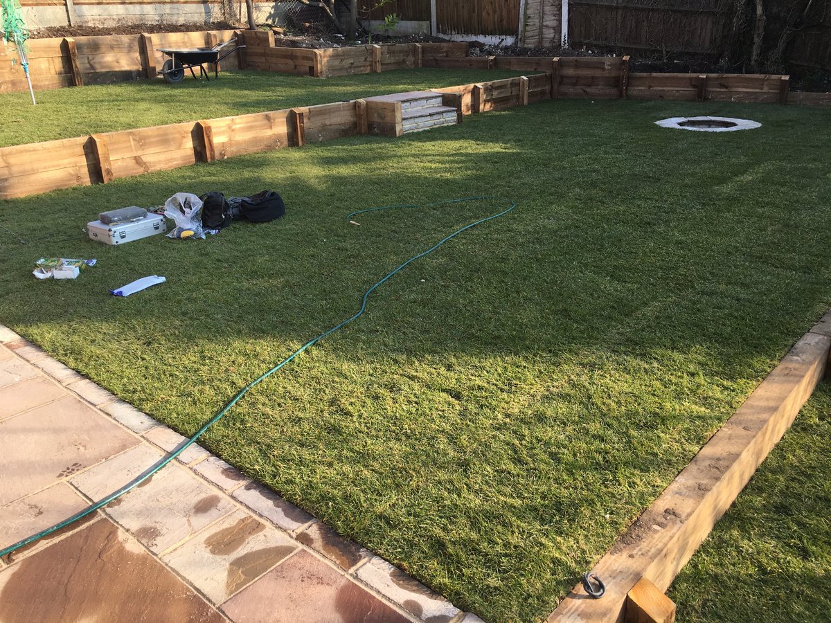 Seeded Turf From £1.81 per metre,  20 tons 6mm screened topsoil From £479 , 20mm soil From a £280! #Bromley area #UK