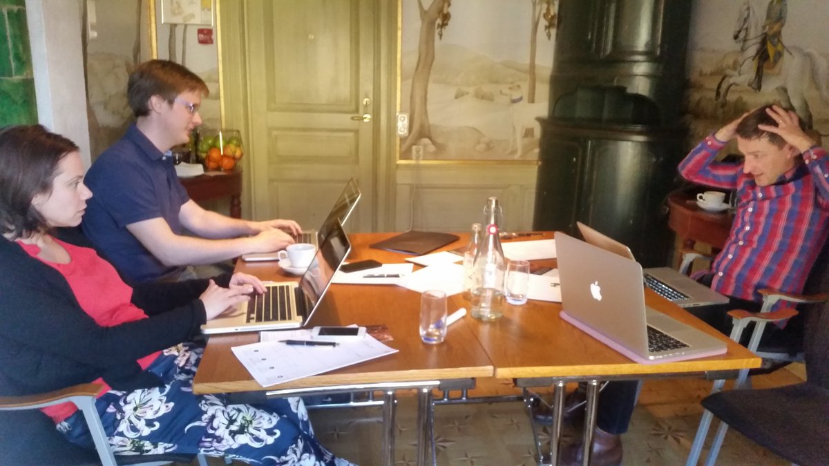 FaceITStockholm's tweet photo. Facing it... #FaceITStcokholm #clinicalhack16 https://t.co/nXVeY5pDf2