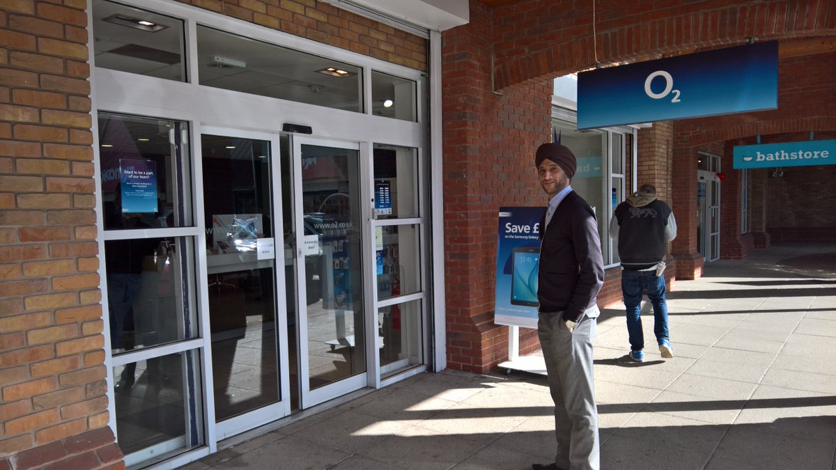 CelfoneTrading's tweet image. We're on location at #O2Thurmaston today with @indibolla ready for our @McAfee #mobilesecurity video.