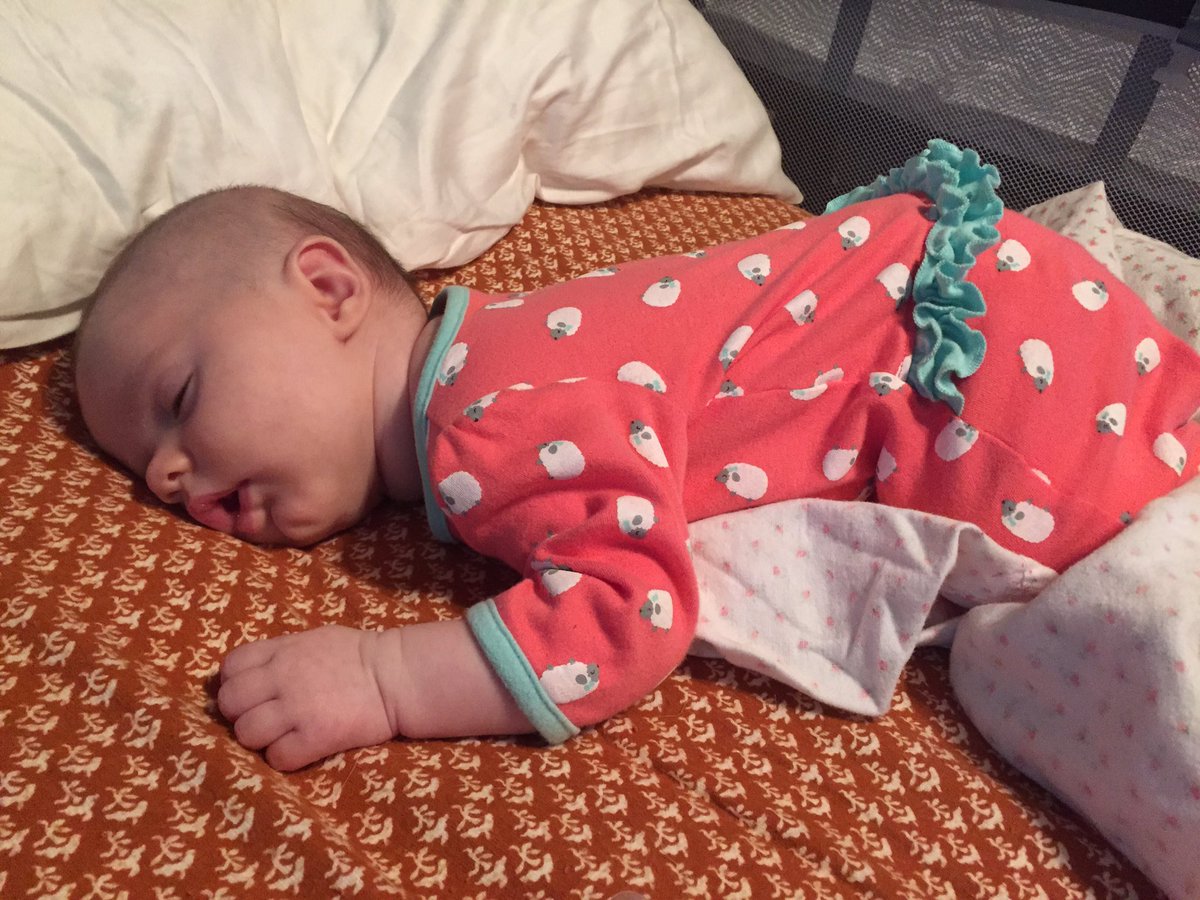 saffo04's tweet photo. Stella just passed out #outtie5 #sleepyBaby https://t.co/8mE00So0GP