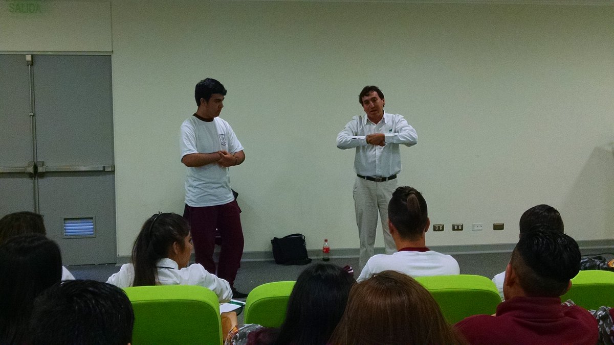 MAMBIENTETOCO's tweet photo. Generando habilidades a estudiantes del Liceo D.Latrille de #Tocopilla en el marco del Plan de Educación Ambiental https://t.co/o30nUhRGZY