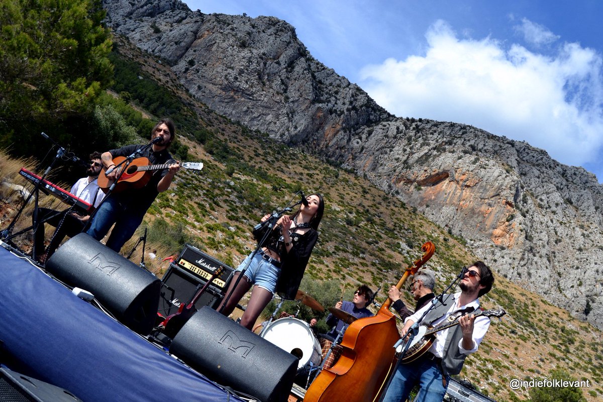 indiefolk levante tweet media