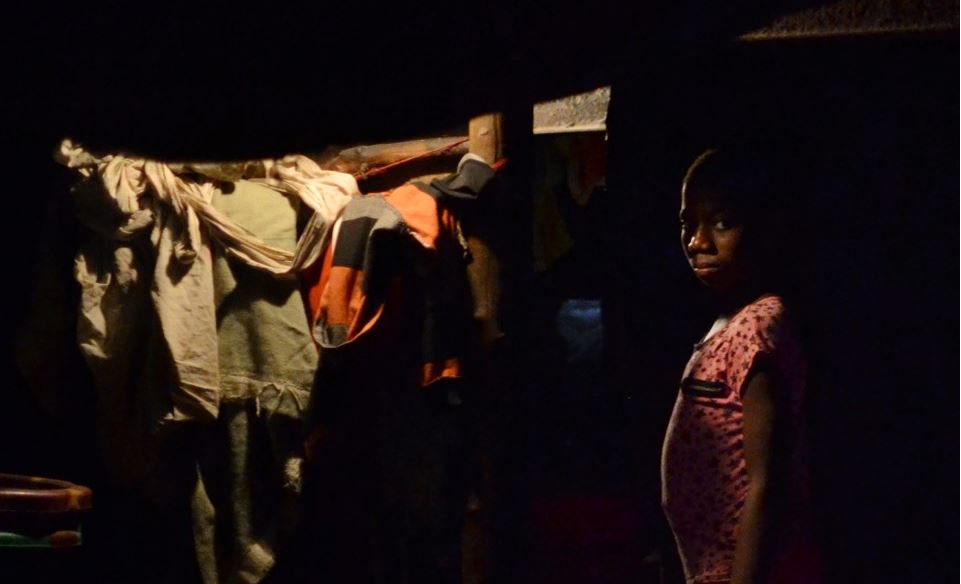 TheAtlantic's tweet photo. Is Ebola hiding in the eyes of survivors? https://t.co/QIn9KvOl1B https://t.co/oJdsFpbA6e