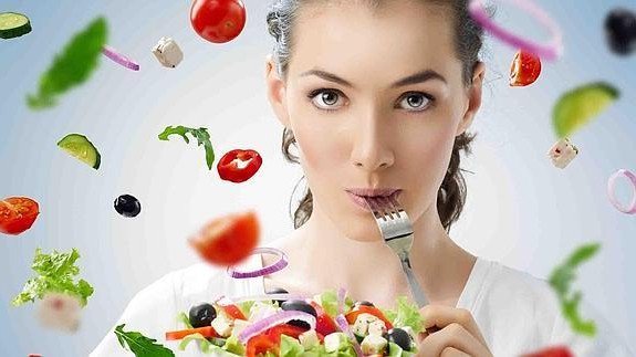 atal_solutions's tweet image. The best foods that improve your #skin &amp;amp; the worst foods you should avoid. Have a look: ow.ly/ZV71z