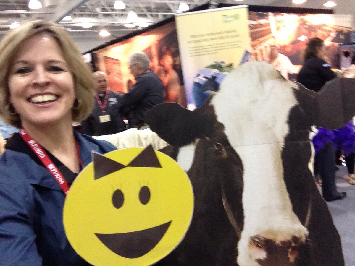 huskerfit's tweet photo. #CPDE2016 Havin' fun at the Central Plains Dairy Expo! https://t.co/ZXurvHlFwy