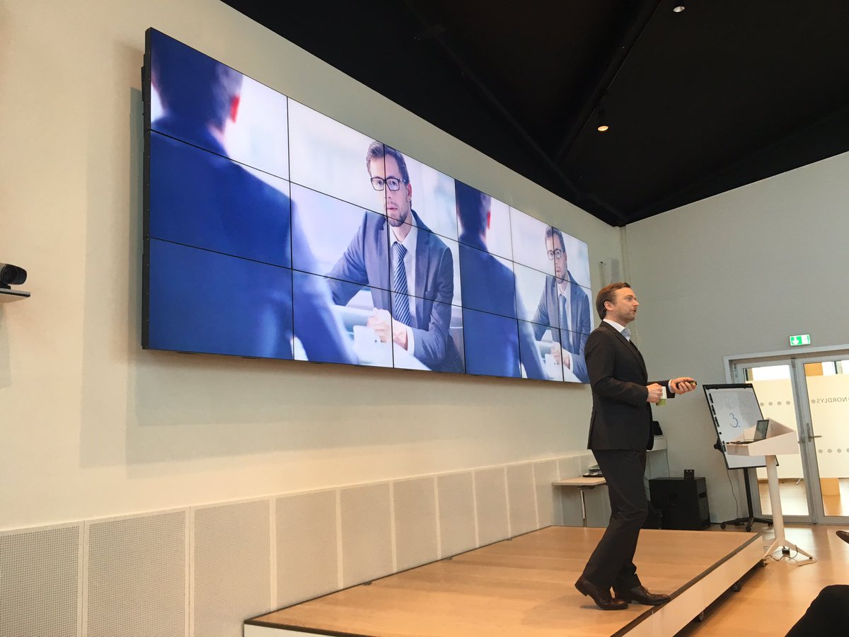 ivargs's tweet image. Seminar - Hvordan lykkes som CMO i den digitale tidsalder. #Morgenfuglene