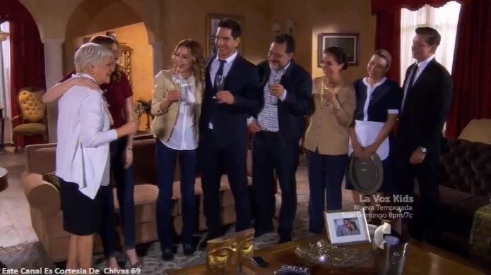 Nicolle 🦄 tweet media