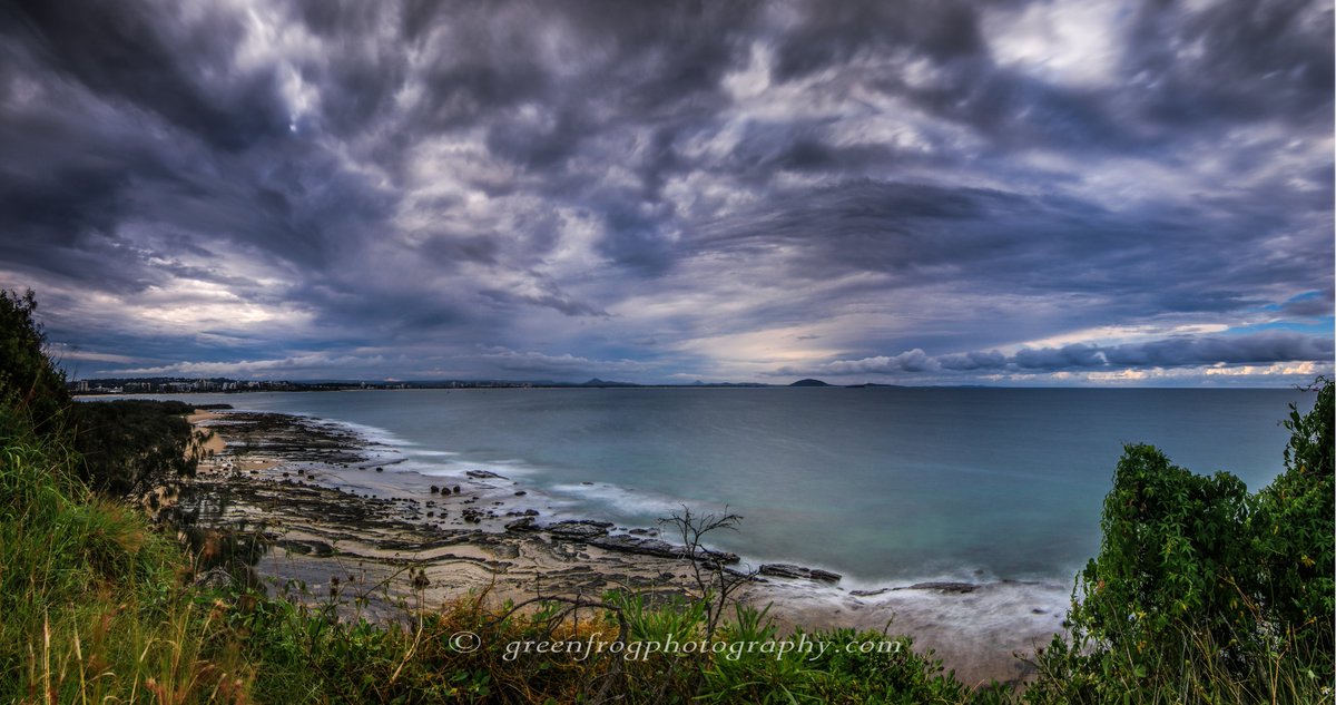GreenFrogPhotog's tweet photo. #WhatAView #PtCartwright @sunshinecoastoz @VisitCaloundra @mysunnycoastqld @StormHour @CanonAustralia @CouncilSCC https://t.co/P4SAhkwU72