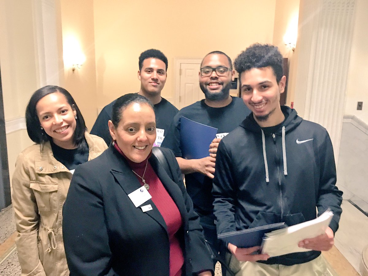 ghastings27's tweet photo. Great day at the state house today! @MEOA_Online https://t.co/SATTWGKMyb