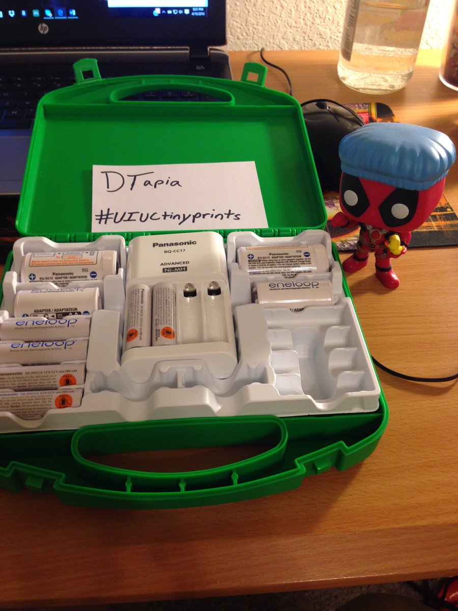 D_Tapia3's tweet photo. #UIUCtinyprints DTapia @Devotta_105 Rechargeable batteries produce less waste, thus reducing air pollution by 9times https://t.co/eRpShdsW3S
