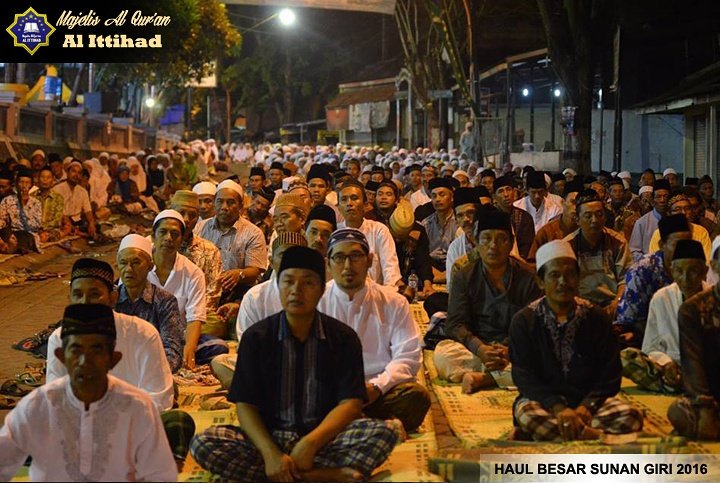 Dokumentasi 
Majelis Al Qur'an &amp; Dzikrudz Dzakirin
"Al Ittihad"

HAUL BESAR SUNAN GIRI 2016

<a href="/KabGresik/">Gresik</a>