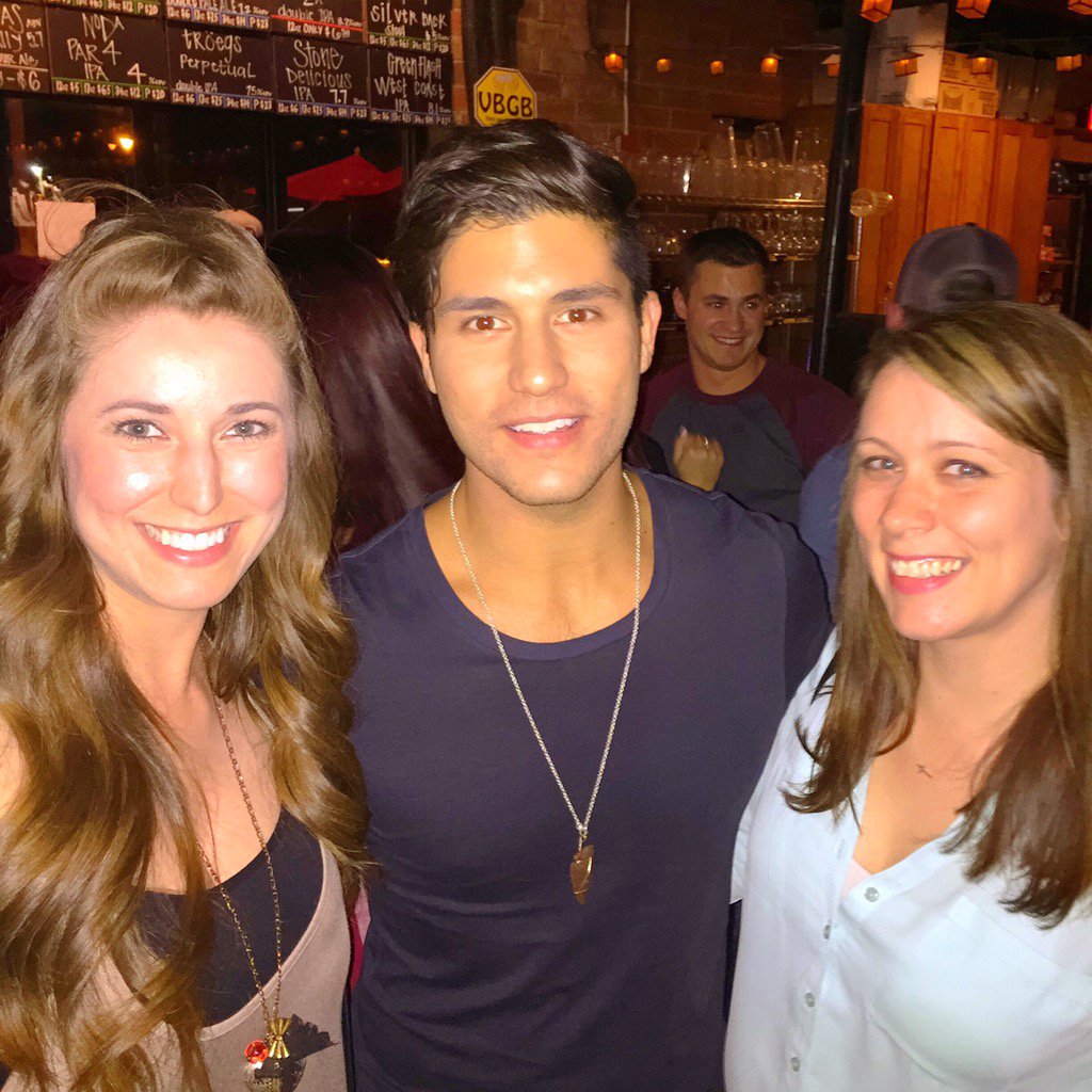 Beyond excited to meet Dan from <a href="/DanAndShay/">Dan + Shay</a> w/@mshayeshistory. So talented. So gracious. So kind. #fromthegroundup
