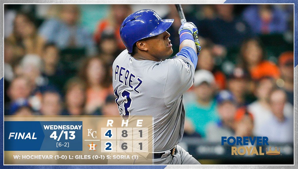 Royals's tweet photo. RECAP: Late homer from @SalvadorPerez15 lifts #Royals to 4-2 victory over Astros: https://t.co/TvxeFcBqPr https://t.co/TtwQAxEbF8
