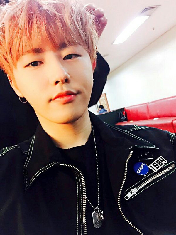 U-Kwon (Block B) Cf-_XO8W4AAF1D-.jpg