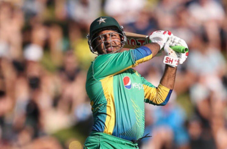 Punjab1947's tweet image. Fat ratio : Close Enough 🇮🇳🇵🇰
#SarfarazKhan : #SarfarazAhmed 
@karachikhatmal Bhai #NotBodyShaming you know I💙U 😂✌🏼️