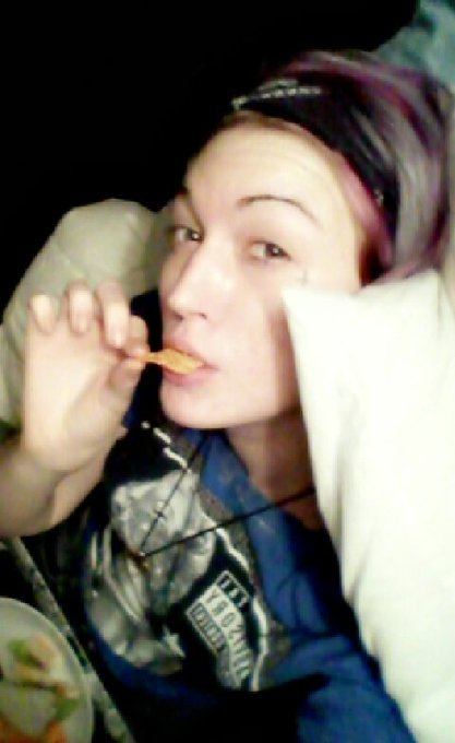 No makeup no filter https://t.co/cSmV0s3uZ7<a href="/tag/glitchmobb"class="tags"><span>#glitchmobb</span></a>