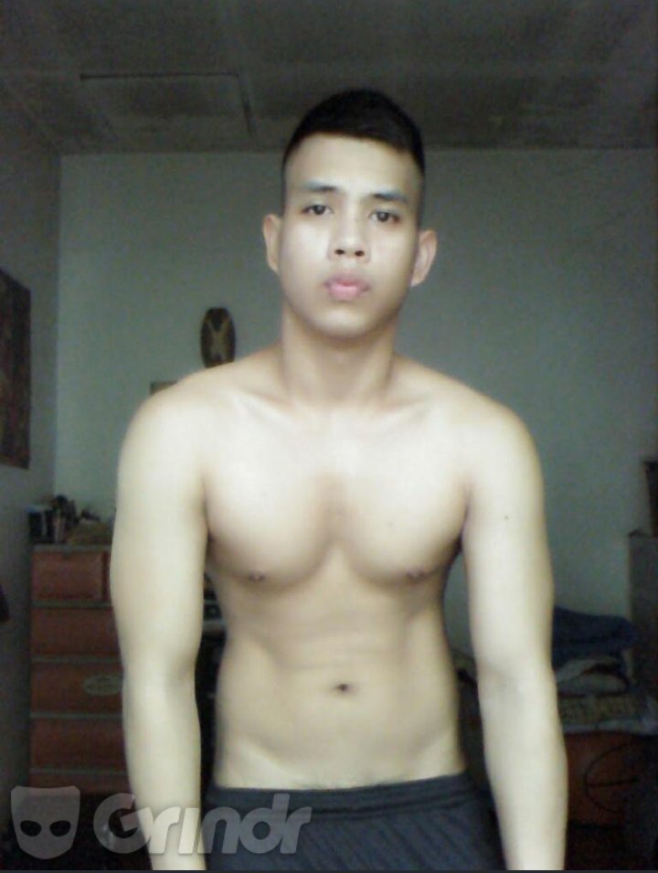 GuysofGrindrPH's tweet photo. Name: ?
Seen: 14 April 2016
Location: Welcome Rotunda area, QC-Manila https://t.co/84NxyGtPqn