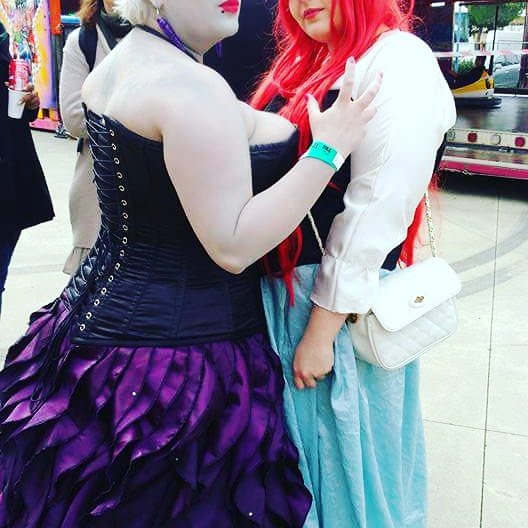 Spikinette's tweet photo. #Ursula [https://t.co/9M43Z6oA1P] 
#Ariel [https://t.co/yuOfakC0E6] #TGSSB  #TheLittleMermaid #Disney #cosplay https://t.co/33DIJlfBAi