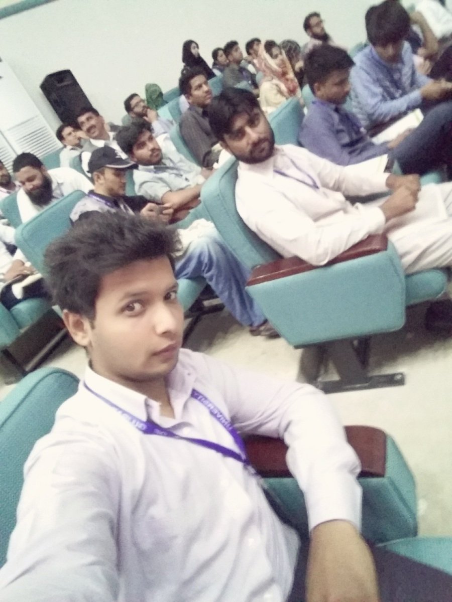 a_baig27's tweet photo. #ASET2016_UOG #LEARNING #BIG_DATA #IOT #CLOUD https://t.co/caCQAM0S8k