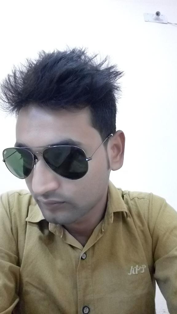 madhavt102's tweet photo. #rayBon blue uncensored hot https://t.co/etvCNjtNOw