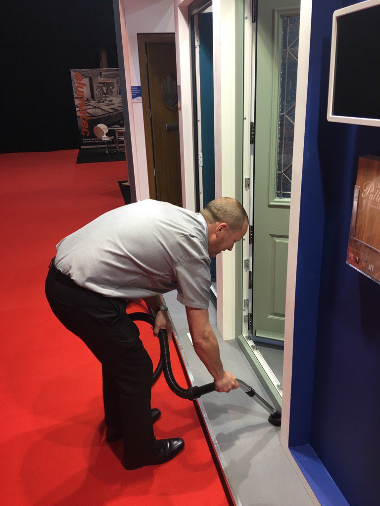 chrisfiredoors's tweet photo. #equalityfest @GlazeriteLtd Group MD has Henry out & is showing he is part of the team. I'll carry on tweeting 😝 https://t.co/w4QevmwP38