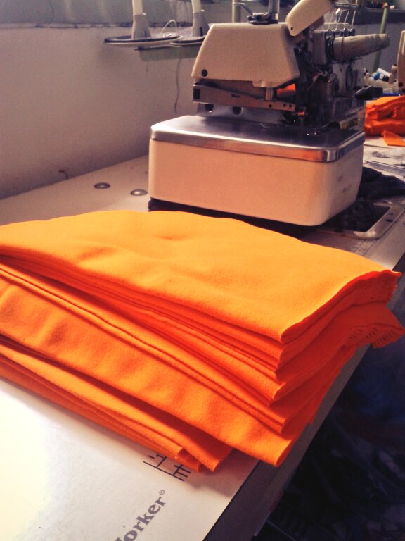 lagi siap naik warna orange