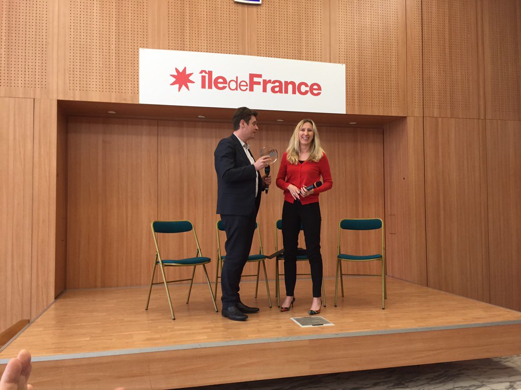 vincent_berdot's tweet image. Format ouvert, open access... Prix remis à la @_DINSIC pour son action en faveur des logiciels libres #ossparis16