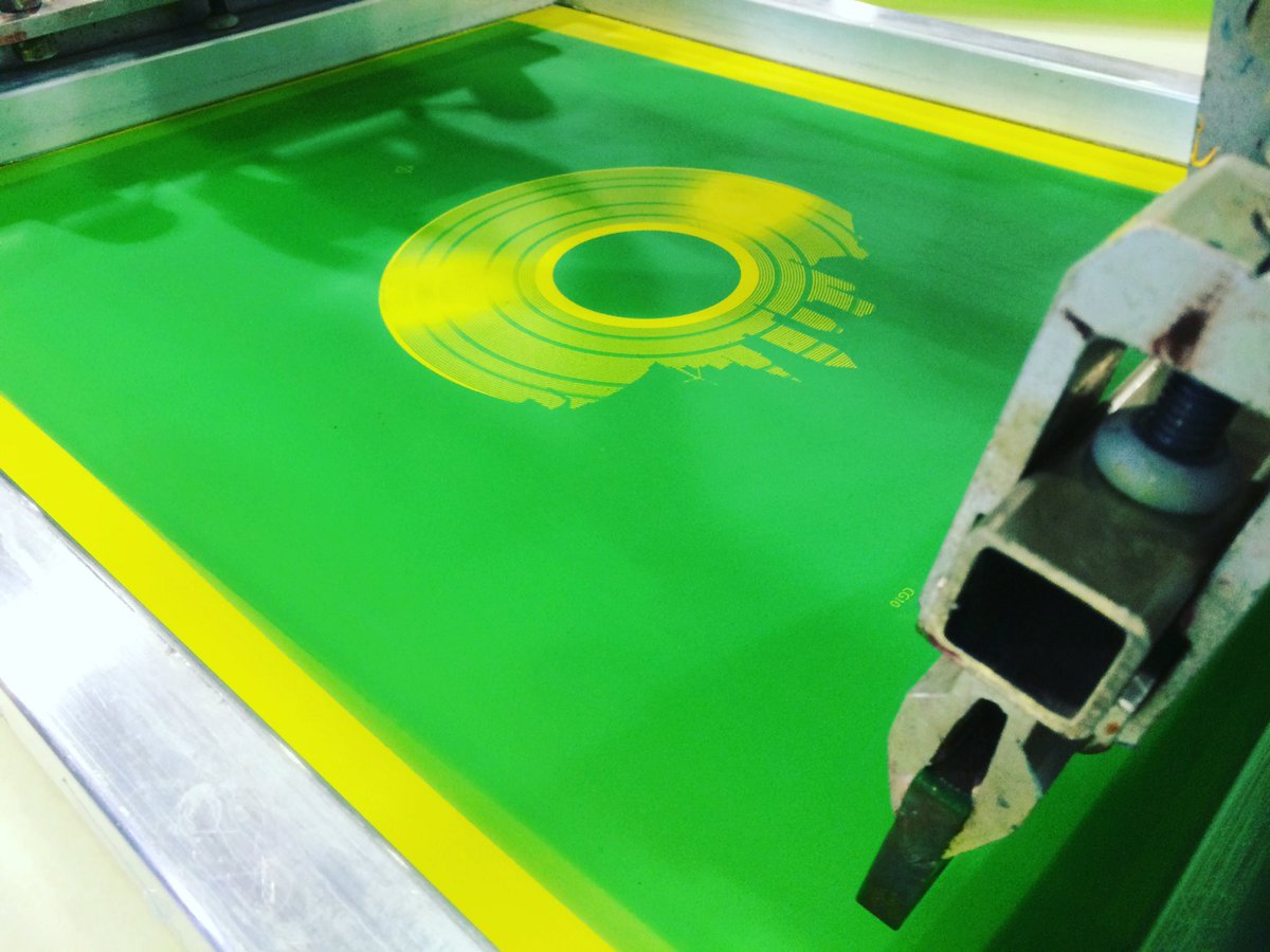 American2212's tweet photo. All prepped and ready for the am. This is going to be a good one. #screenprinter #apparel #wholesale #entrepreneur https://t.co/VFMmtZBtBM