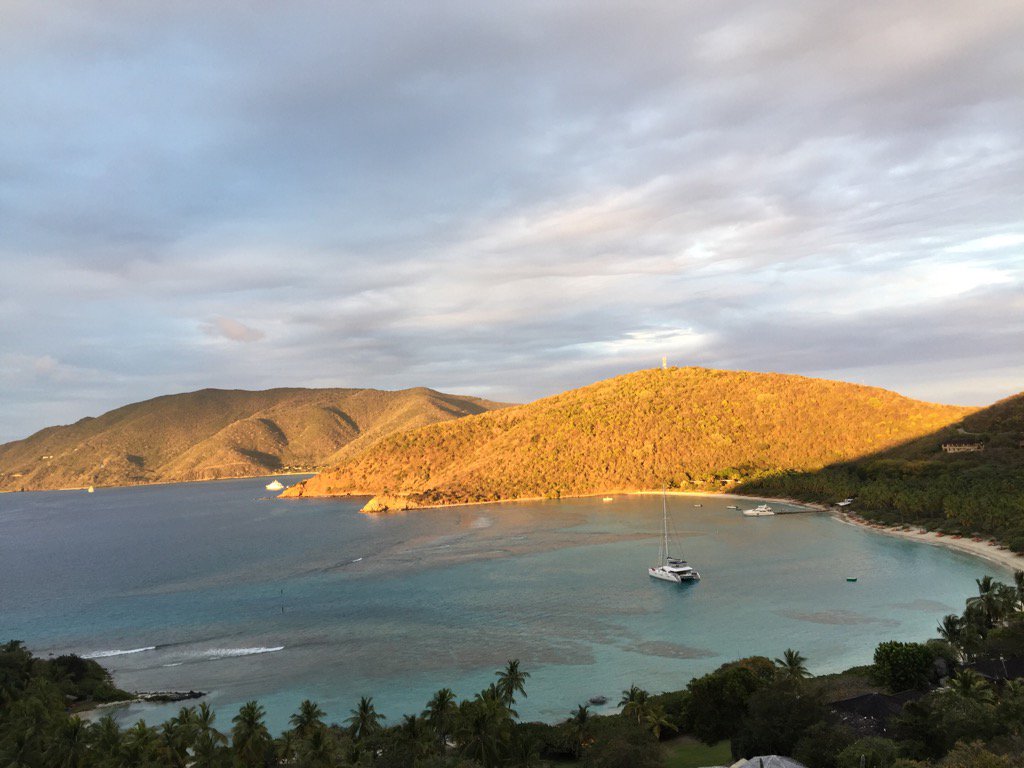 kimbrownseely's tweet photo. Quite possibly the best view on Virgin Gorda. #LittleDIx Bay. #BVI https://t.co/ryPmn6iHsU