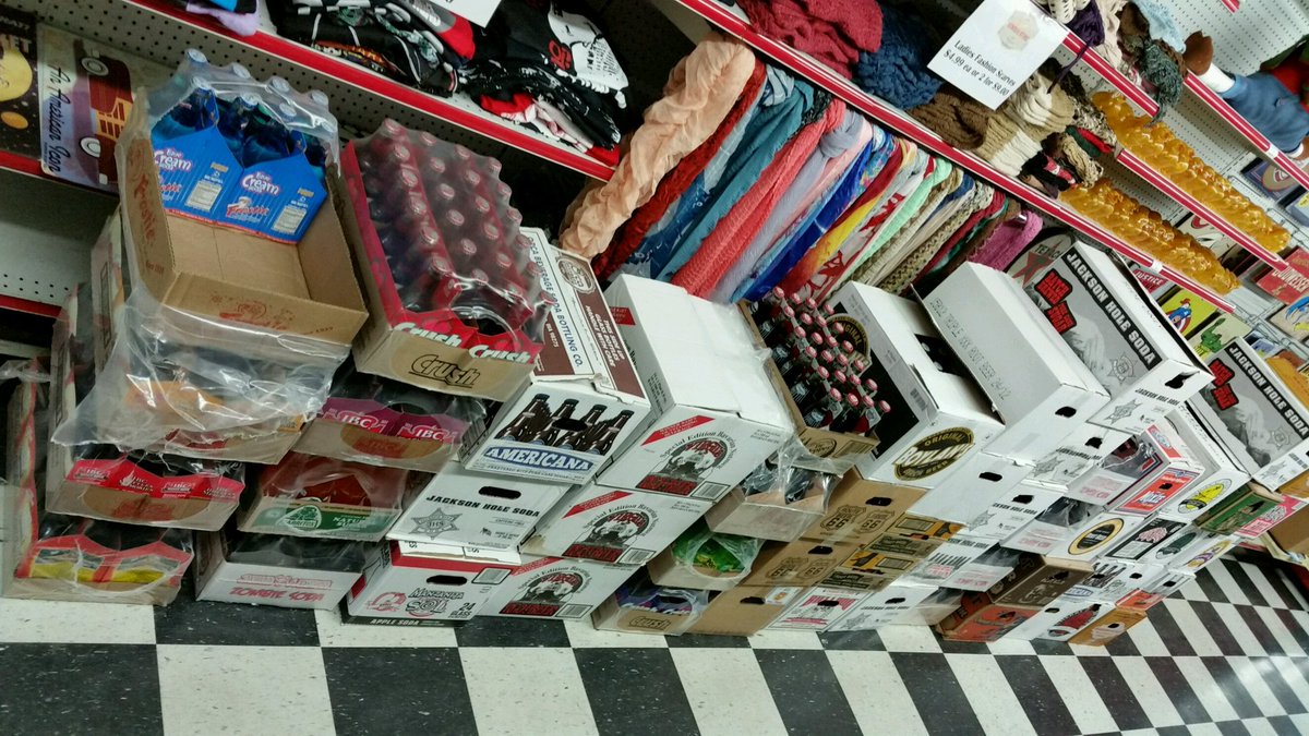 SabinGenrlStore's tweet image. Come and get it, the soda shipment has arrived.