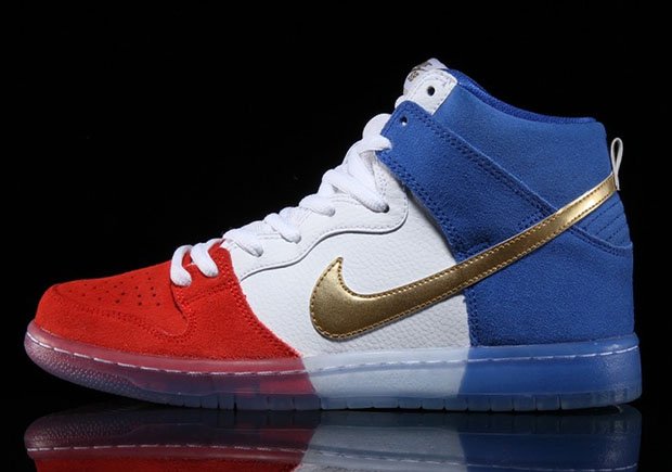 SneakerNews's tweet photo. You've never seen an SB Dunk quite like this before  https://t.co/dzr2W30WUd https://t.co/JqCJOFzgmj