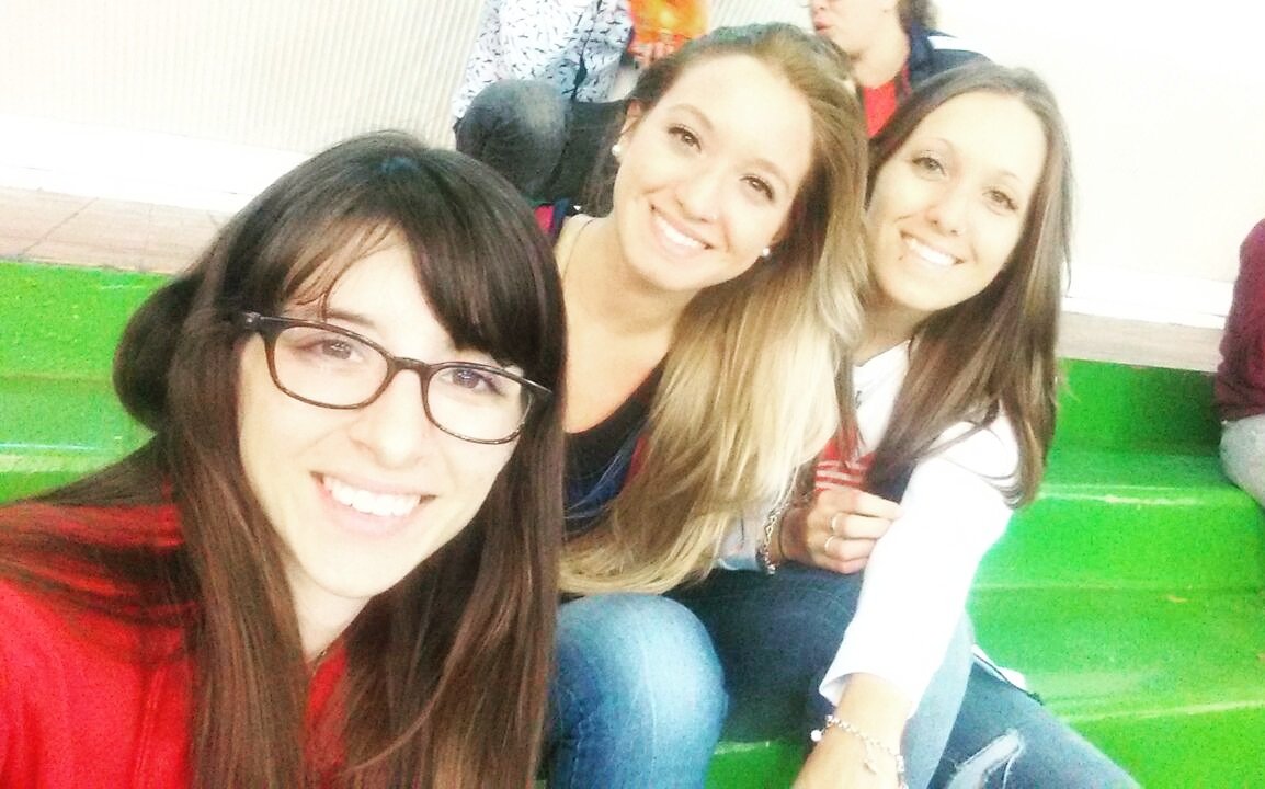 RocioStorino's tweet photo. Triunfo del @CASLABasquet y nosotras presentes bancando al equipo. Vamos ciclón!! #LunesDeBasquet #Laspidelcodo https://t.co/yRWY8A4PDx
