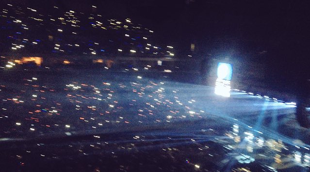 seseysabel_'s tweet image. Anong kulay itinaas mo dito? 💖😭🇵🇭✨#PROJECT5SOSPH #1MonthSinceSLFLManila