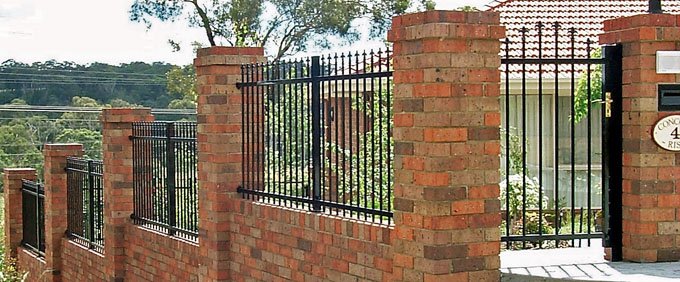 jassicaon's tweet photo. How To Maintain The Powder Coated #Fences https://t.co/3cG2GjgyDt #FencingContractors #FencingRepairs https://t.co/kfaxbQo13a