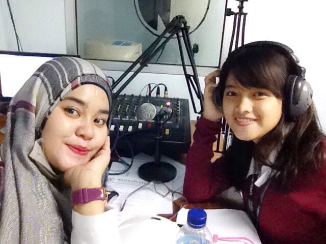 Hai mastraners, Ada SuPerMenT disiang ini loh sama @anithandyn &amp; <a href="/ayurais_28/">Siska komalasari</a>.keep stay tune on 107,9fm ya. Be smart!