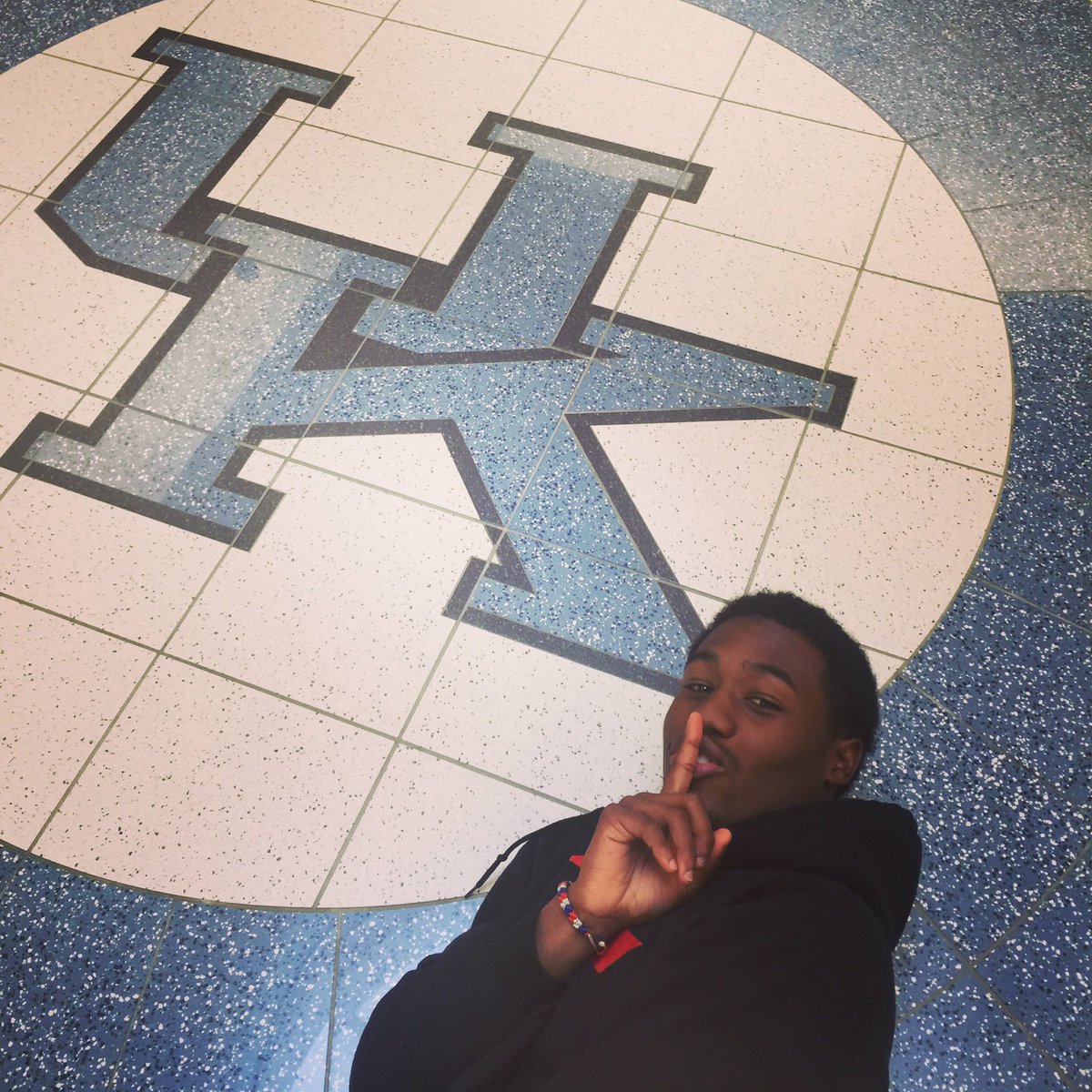 faith_warriors's tweet photo. Shhhhhh!!!!😮😮😮🙊🙊🙊🙈🙈🙈 #nowedidnt #yeswedid #faithprep #dctg #moretocome #be212 #presson https://t.co/KJXOBsEoLv