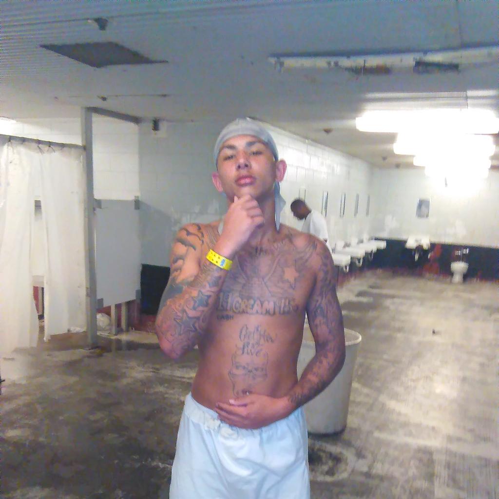 WeWantDarryl's tweet photo. https://t.co/6KEOzuZoOg