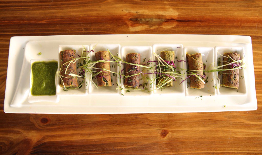TheFoodistani's tweet photo. #HariyaliSheekhKebab at the #warehousekitchen is a delightful vegetarian appetizer. https://t.co/Yp3YyzL1bv
