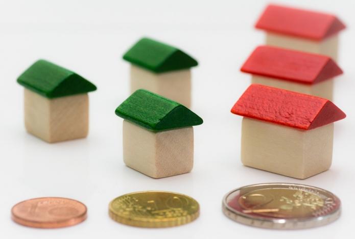 planimmobilier's tweet photo. Les taux des #crédits #immobiliers passent sous la barre des 2 % ! #taux https://t.co/ieCDtNjoIk @lesclesdumidi https://t.co/AgnVnTMpzJ