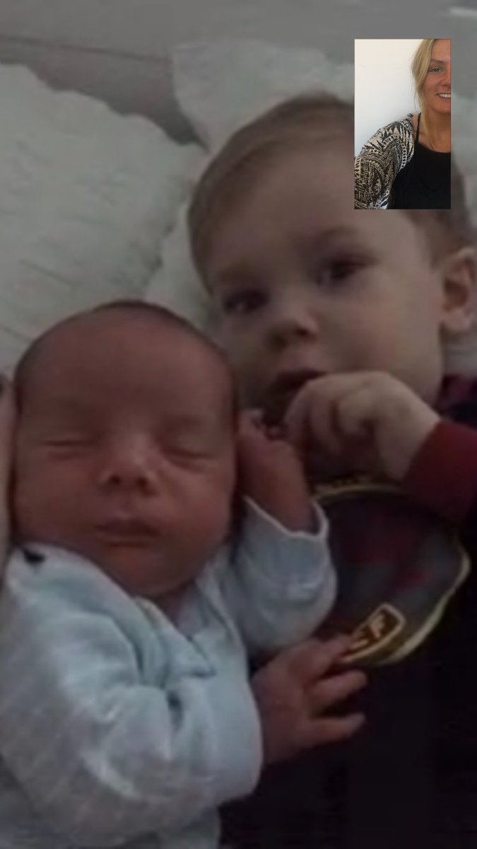 tillyroseould's tweet photo. So glad we have FaceTime ❤️ Hudson &amp; Miller 💙 https://t.co/kJBVq1J6sl