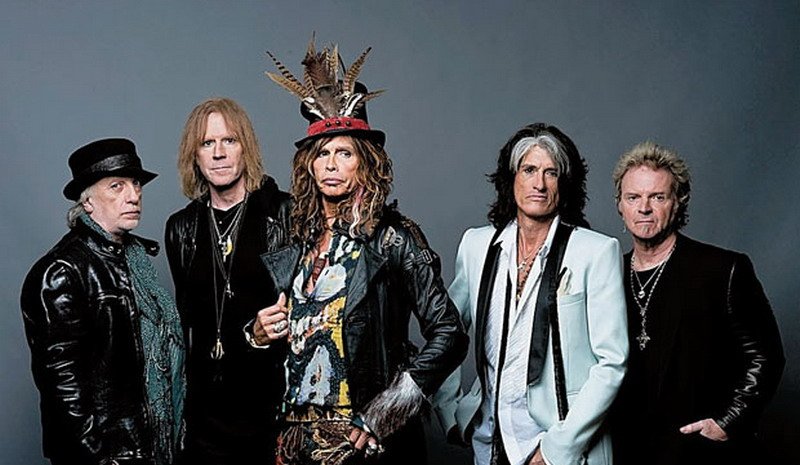 Aerosmith berencana bubar tahun depan dan akan melakukan konser perpisahan di tahun 2017
#MaverickZone