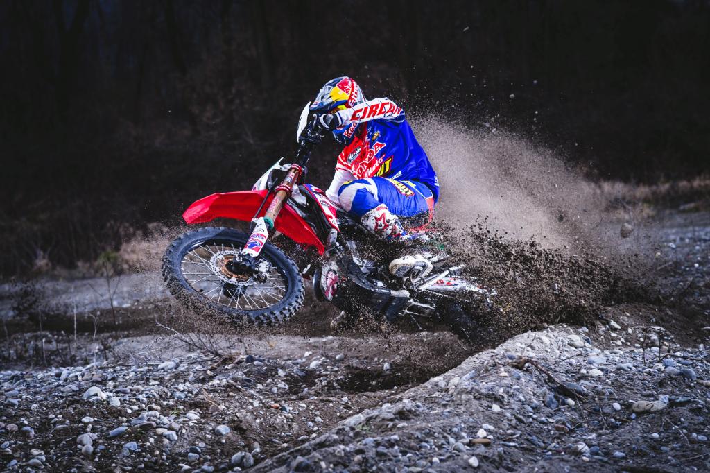 RBContentPool's tweet photo. Editorial use images of #enduro racer Giacomo #Redondi in Italy https://t.co/ekQsVrFUYd #endurocross https://t.co/d38IdrmZk3