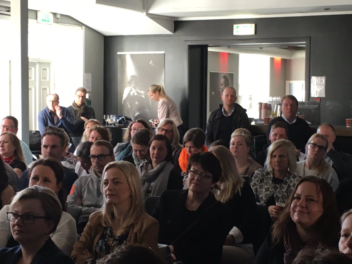 vangenplotz's tweet photo. #digitalmarkedsføring fenger! Over 150 interesserte er på temalunsj i regi av @VierHrN på #Gregers nå. https://t.co/e5Zr6bM5eD