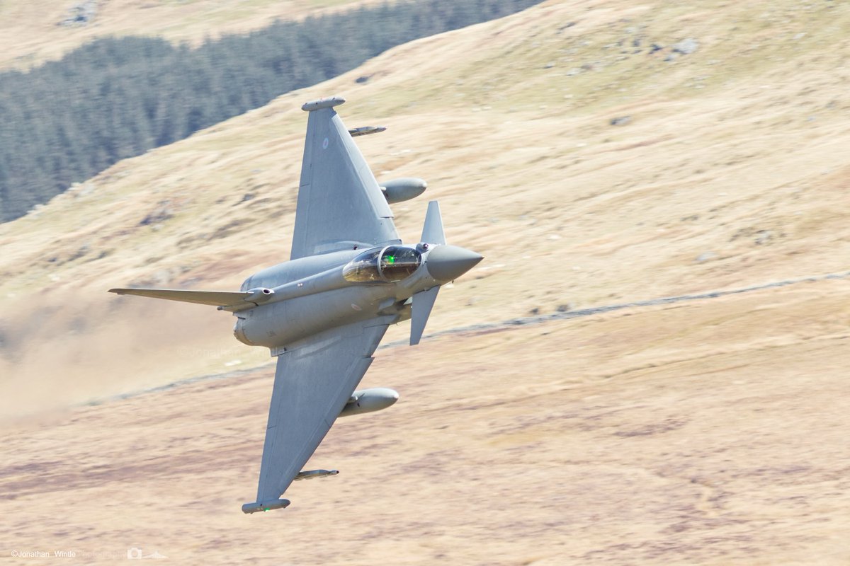 JWPhotographyUK's tweet image. a few from a visit to the #machloop a few weeks ago on #cadwest #avgeek #aviation @AviateAddict @aviationblogs