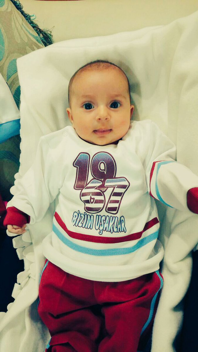 Ağzını yüzünü yerimmm yiğenim benim😘😘🙏