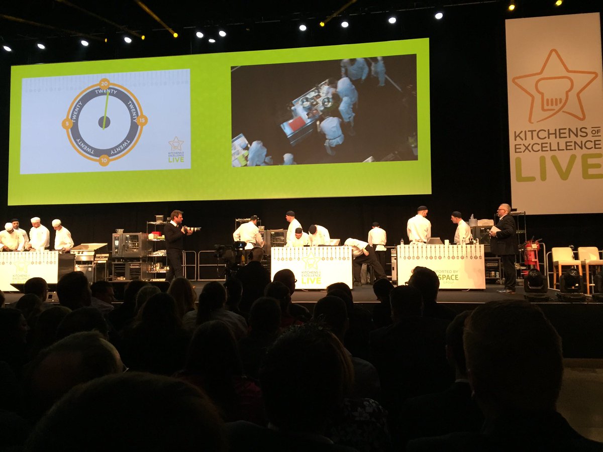 frncsc_g's tweet photo. @WeAreSUGM #KOE16 https://t.co/jEknTBDHZm